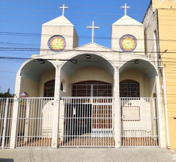 2. PARÓQUIA DIVINO ESPÍRITO SANTO (Jardim Imperador)